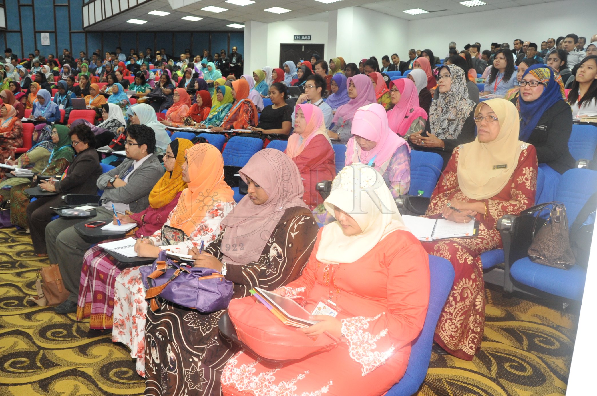 PRO 14 28 KONPEN PRO 7031